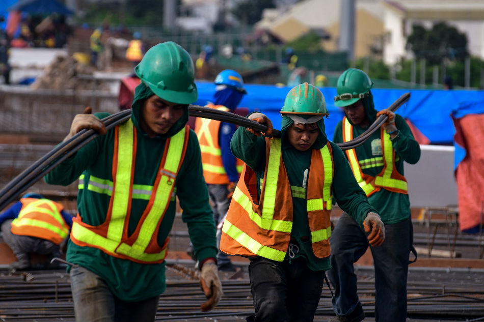 pracownicy z Filipin